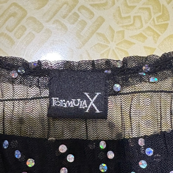 Vintage Formula X Black Sheath Tank Top with Silver Shimmer - Picture 4 of 5